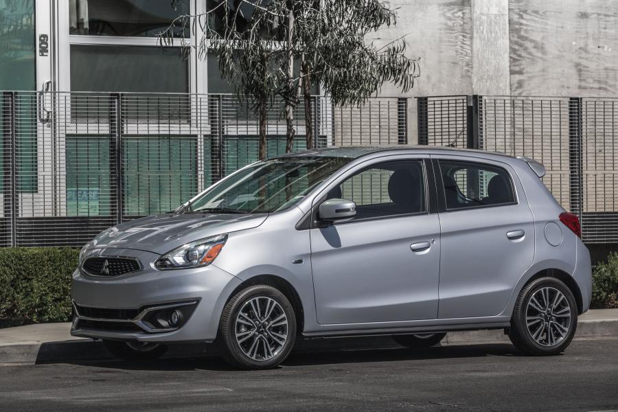  Mitsubishi Mirage GT 2016 года  (NA) (фото 13 из 29)